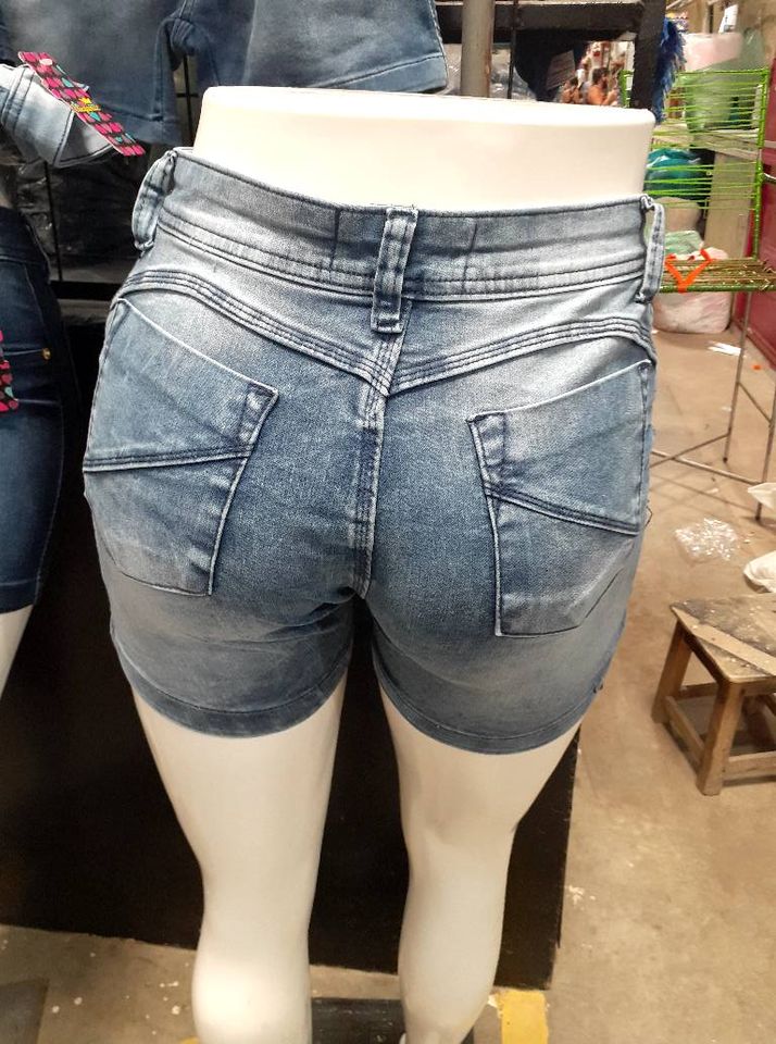 Shorts jeans feminino