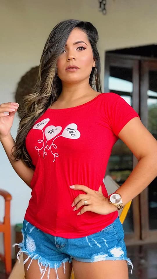 Blusas femininas de fio torcido com bordados