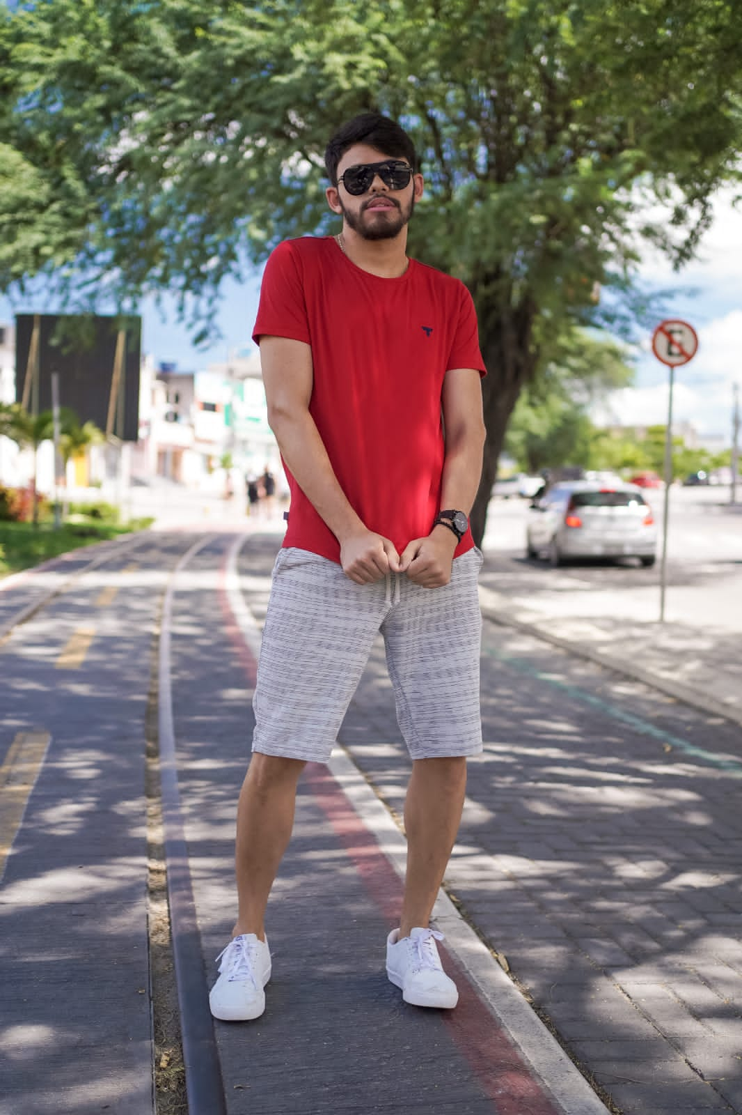 Bermudas Moleton e camisas