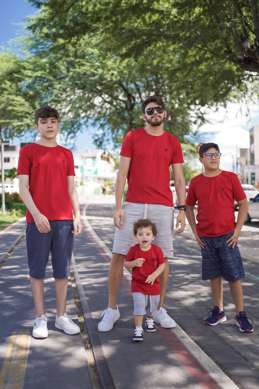 Bermudas Moleton e camisas